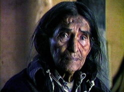 Itam Hakim Hopiit (1984)