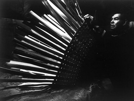 Our lives in our hands (1986)